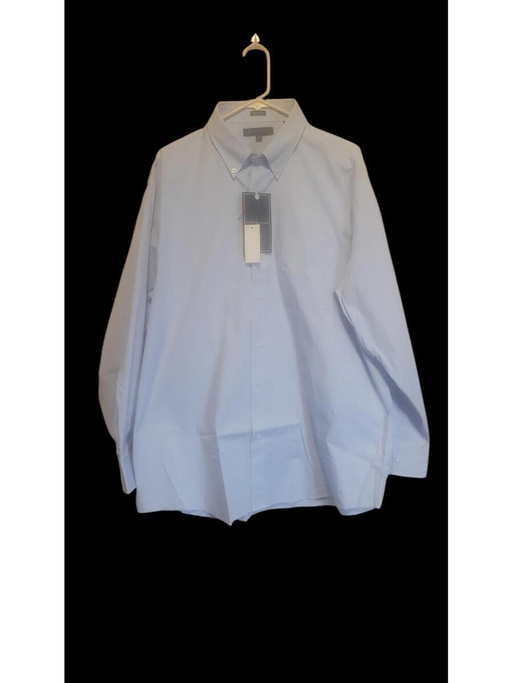Tommy Hilfiger Men's Regular Fit Light Blue Dress Shirt Size 17.5 34/35